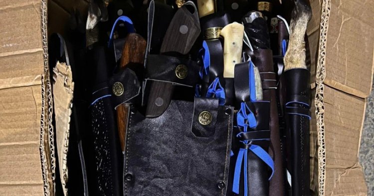 БҚО-да шекарадан 4 мың пышақты өткізбек болғандар ұсталды